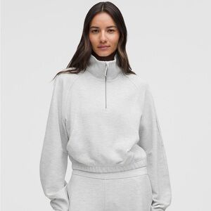 Lululemon Waffle Cropped Scuba S